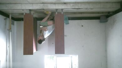 佼佼者全景厕拍电子厂女工宿舍女厕 沟底双视角偷拍这期大便和拉稀的有好几个还有一个拉裤子的 (3)